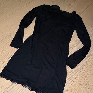 Black Square Neck Lace Slit Long Sleeve Dress